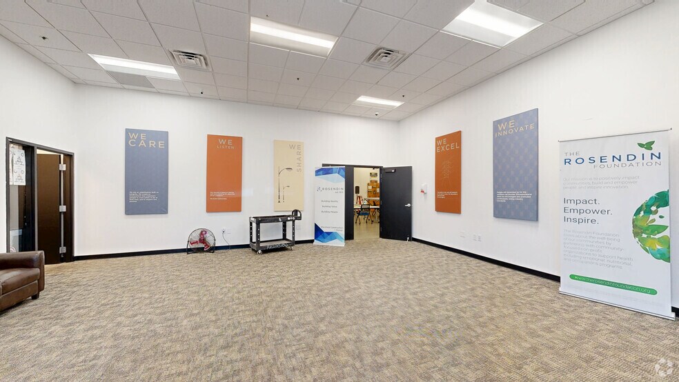1315 W Drivers Way, Tempe, AZ à louer - Numérisation 3D Matterport – Image 2 sur 20