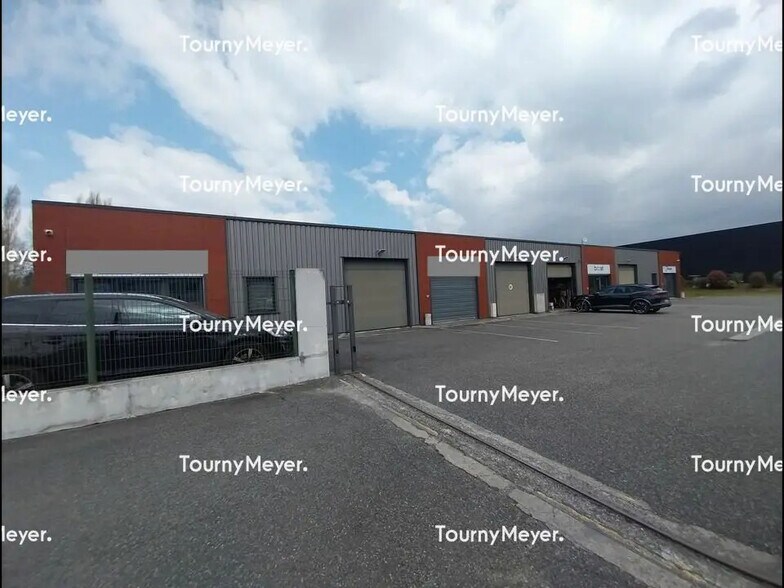 Local d’activités dans Montrabé à louer - Photo de l’immeuble – Image 2 sur 5