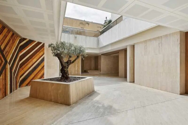 Bureau dans Paris à vendre - Photo de l’immeuble – Image 2 sur 8