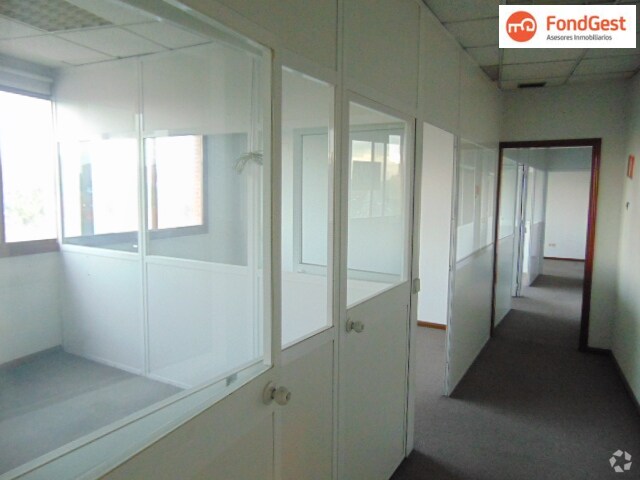 View Photo