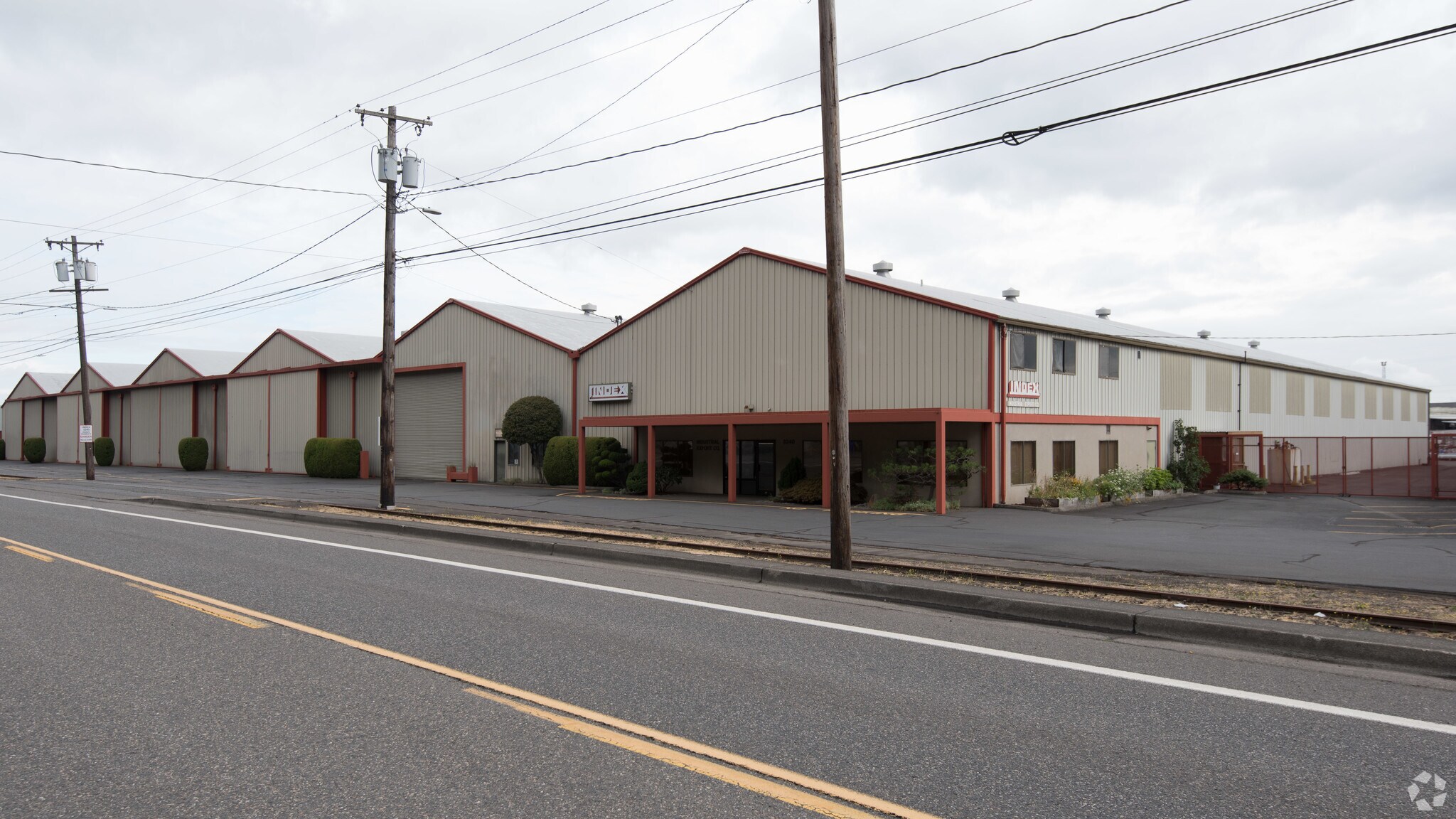3340 NW St Helens Rd, Portland, OR à louer Photo principale– Image 1 sur 10