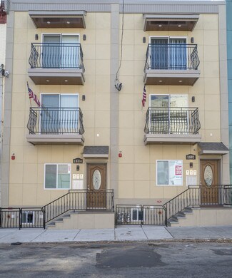Plus de détails pour 1802 E Huntingdon St, Philadelphia, PA - Logement à vendre