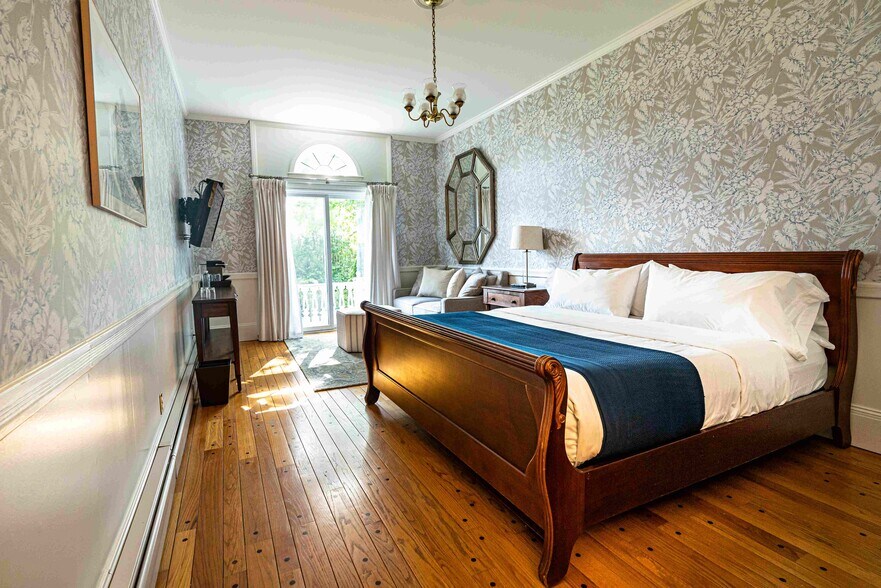 121 E Main St, Searsport, ME à vendre - Photo intérieure – Image 2 sur 12