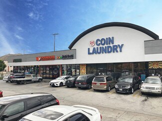 Plus de détails pour 12900-12902 Foothill Blvd, Sylmar, CA - Local commercial à louer