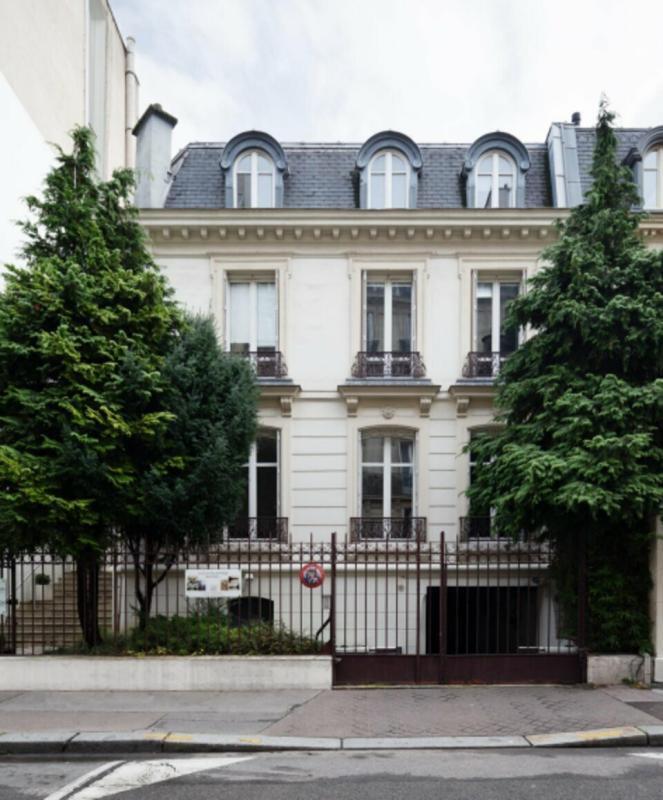 Bureau dans Paris à louer Photo de l’immeuble– Image 1 sur 10