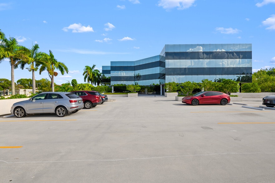 4800 N Federal Hwy, Boca Raton, FL à vendre - Photo de l’immeuble – Image 3 sur 18