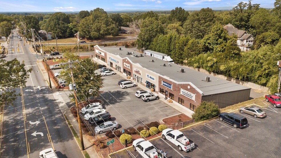 110 W King St, Kings Mountain, NC à louer - Photo de l’immeuble – Image 3 sur 4