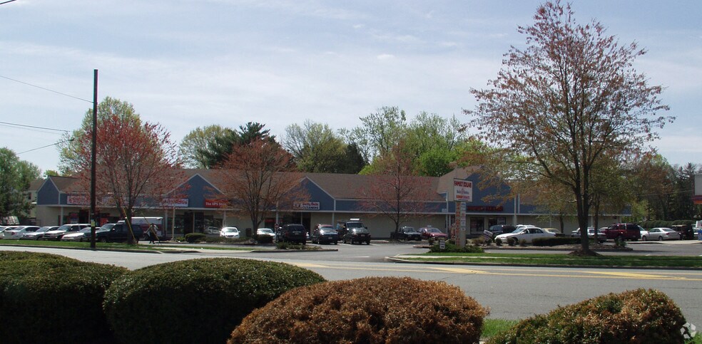 1973 N Olden Avenue Ext, Ewing, NJ à louer - Photo principale – Image 3 sur 16