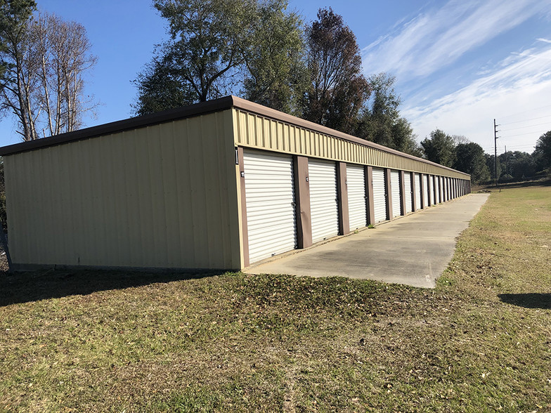 122 Lakes Blvd, Lake Park, GA à louer - Photo de l’immeuble – Image 3 sur 5