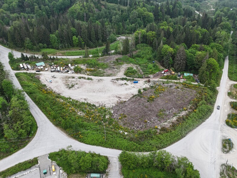 3463 Mcnair Service Rd forest, Port Mellon, BC à vendre - Photo de l’immeuble – Image 3 sur 5
