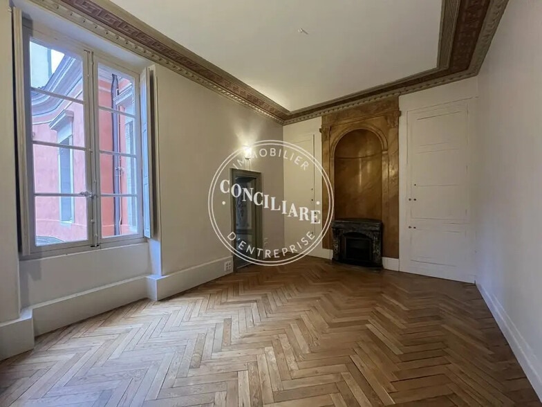 16 Rue Saint Antoine Du T, Toulouse à louer - Photo intérieure – Image 2 sur 4