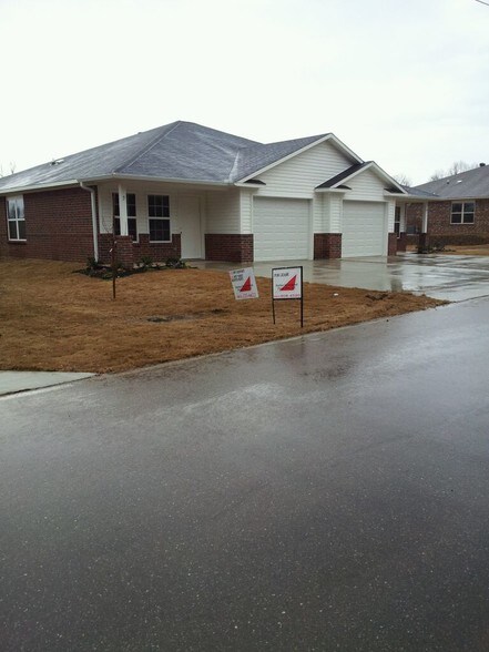 677 E Front St, Nash, TX à vendre - Photo de l’immeuble – Image 2 sur 9