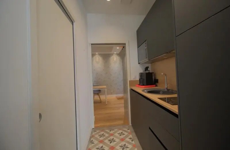 Local commercial dans Bordeaux à louer - Photo de l’immeuble – Image 3 sur 5