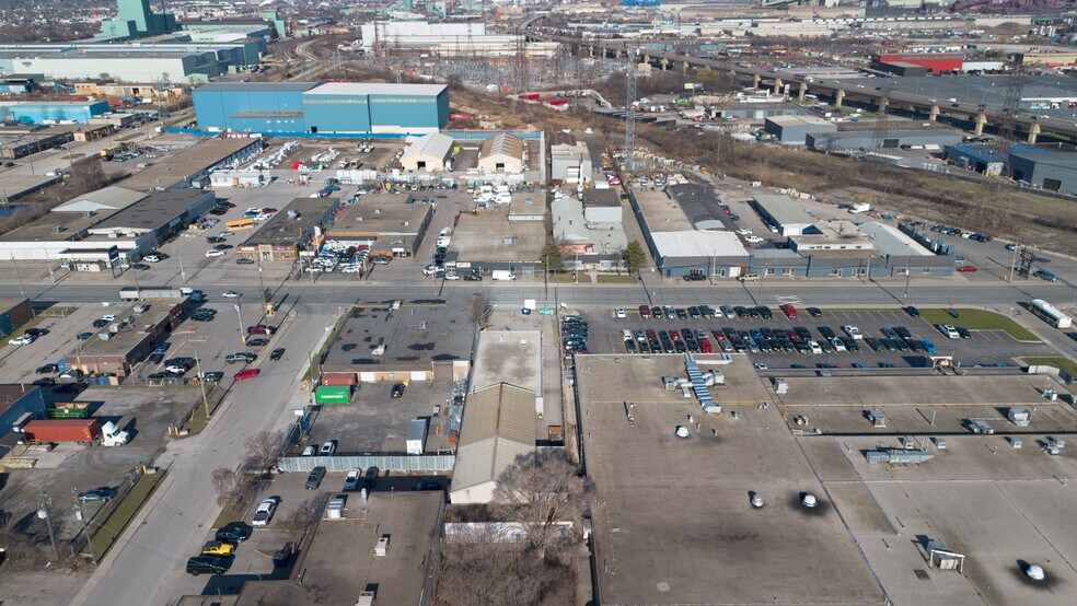 652 Parkdale Ave N, Hamilton, ON à vendre - Photo de l’immeuble – Image 3 sur 4