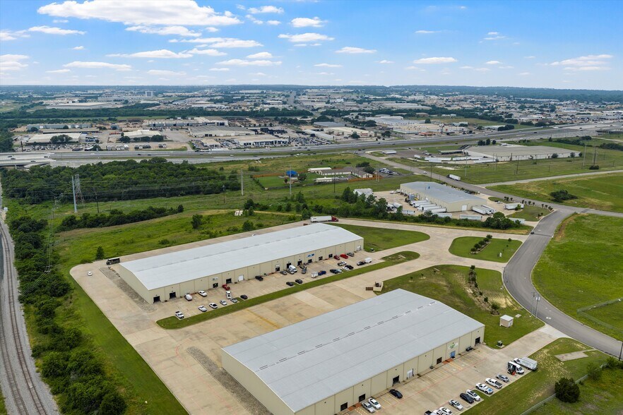 1000 Schroeder Dr, Waco, TX à louer - Photo de l’immeuble – Image 3 sur 8