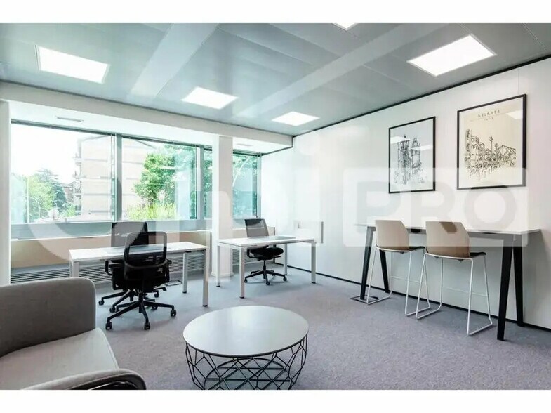 8 Esplanade Compans Caffarelli, Toulouse à louer - Photo de l’immeuble – Image 3 sur 33