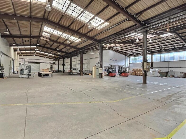 Industriel/Logistique dans Saint-Avold à louer - Photo de l’immeuble – Image 3 sur 24