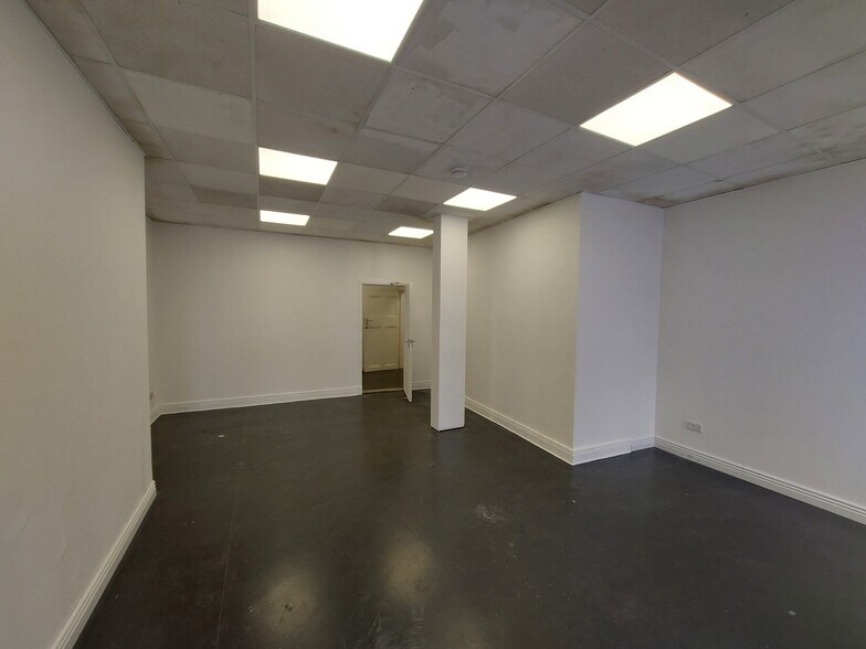 53 High St, Ayr à louer - Photo de l’immeuble – Image 3 sur 5