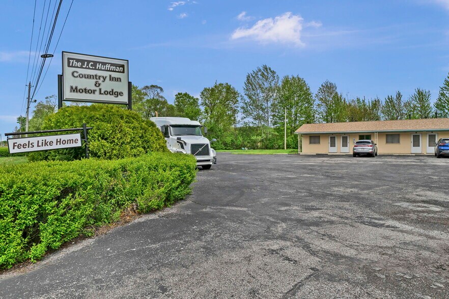 44077 Oberlin Elyria Rd, Oberlin, OH à vendre - Photo de l’immeuble – Image 1 sur 60