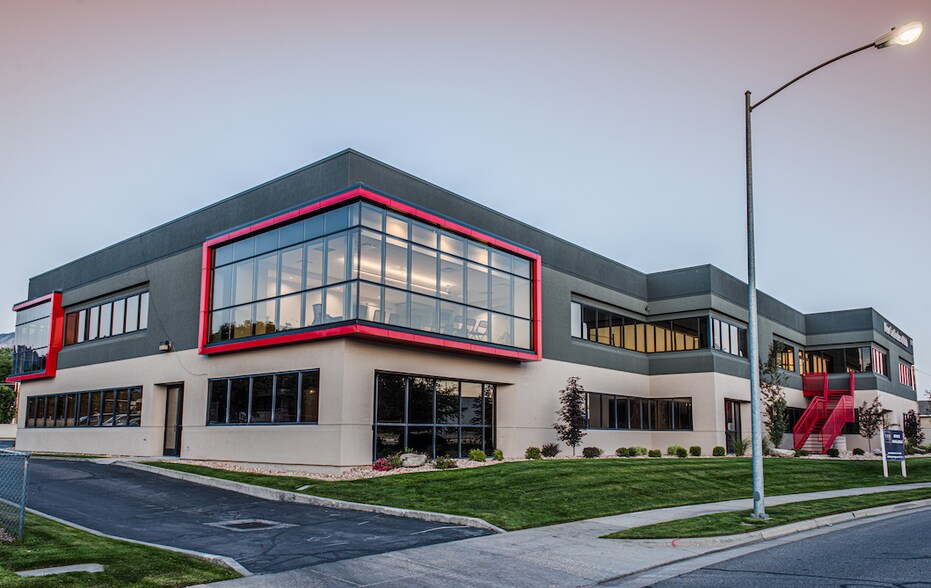 6095 S Fashion Blvd, Murray, UT à louer - Photo principale – Image 1 sur 2