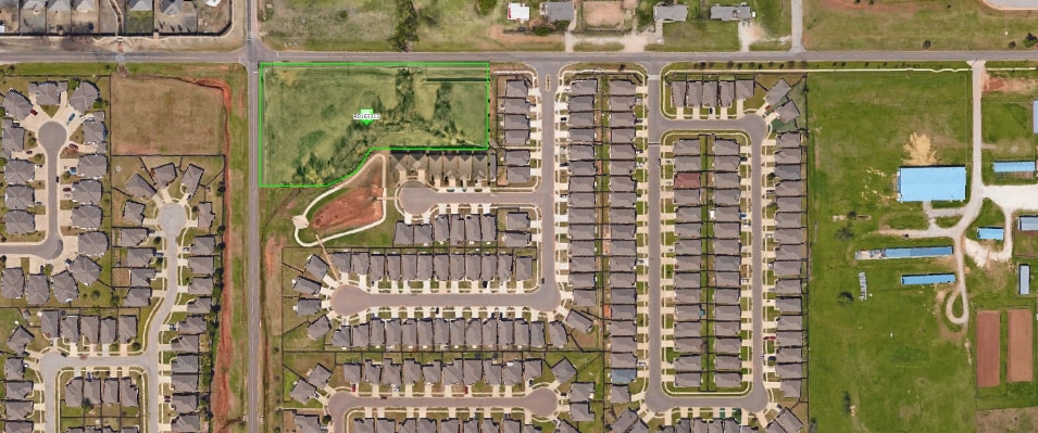 Eastern Ave & 34th SW st, Moore, OK à vendre - Aérien – Image 1 sur 1