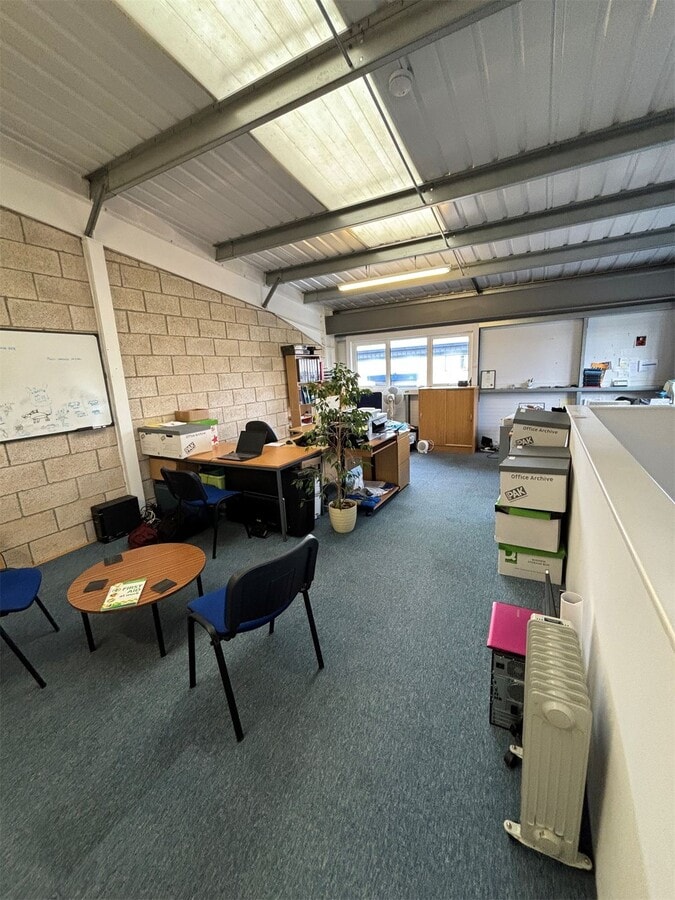 Ely Rd, Waterbeach, CAM CB25 9FX - Lot 7 - - Photo intérieure - Image 2 of 2
