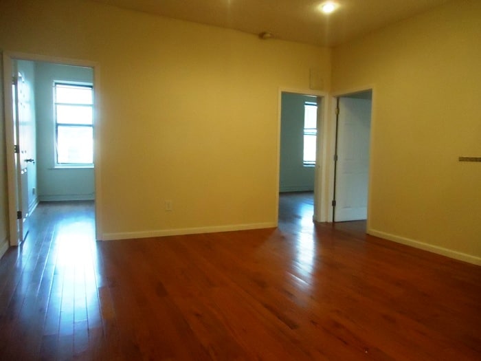 690 Monroe St, Brooklyn, NY à vendre - Photo de l’immeuble – Image 3 sur 11