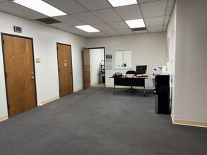 2186 Rheem Dr, Pleasanton, CA à louer Photo intérieure– Image 2 sur 5