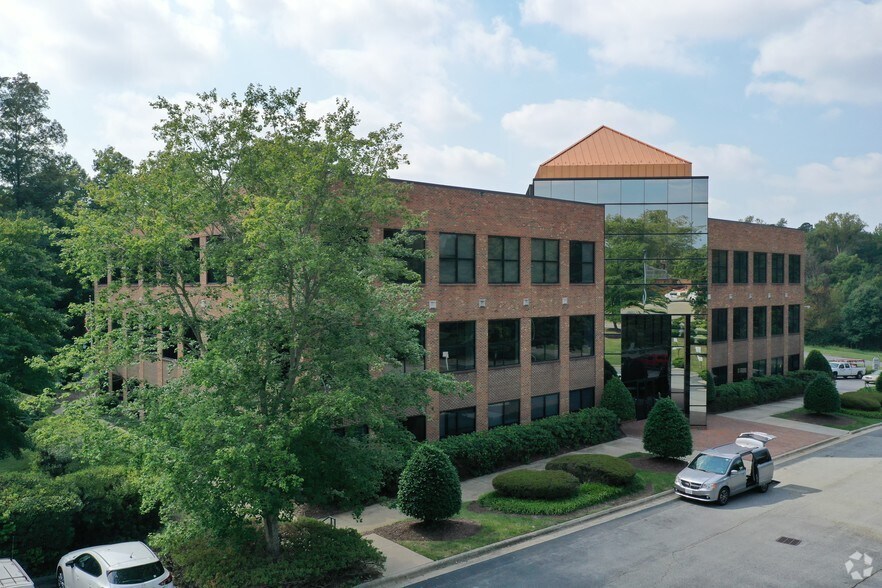 3515 W Market St, Greensboro, NC à louer - Photo principale – Image 1 sur 27