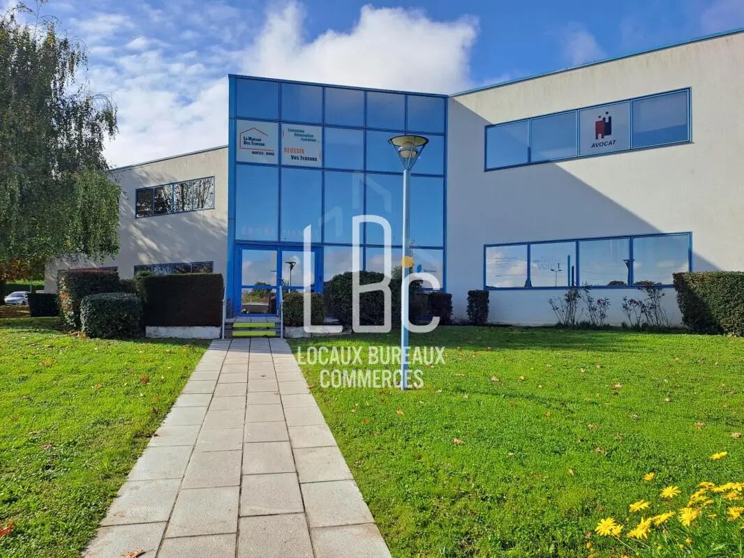 Bureau dans La Chapelle-sur-Erdre à louer Photo de l’immeuble– Image 1 sur 9