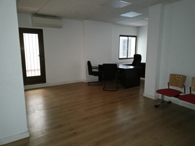 Bureau dans Cáceres, Cáceres à louer - Photo principale – Image 2 sur 20