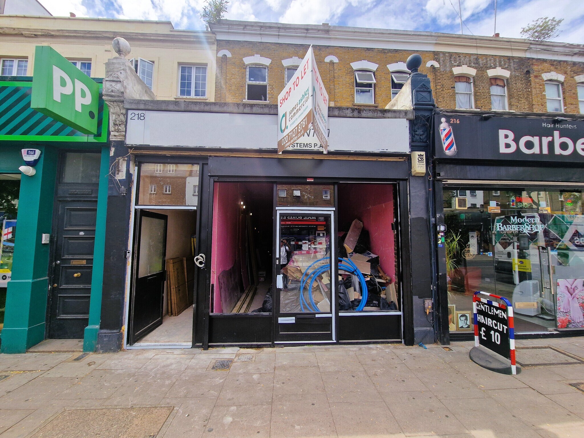 218 Walworth Rd, Londres à louer Photo de l’immeuble– Image 1 sur 2