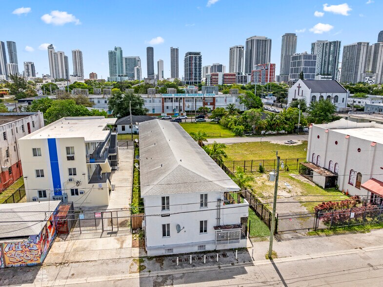 1829 NW 2nd Ct, Miami, FL à vendre - Photo de l’immeuble – Image 3 sur 31