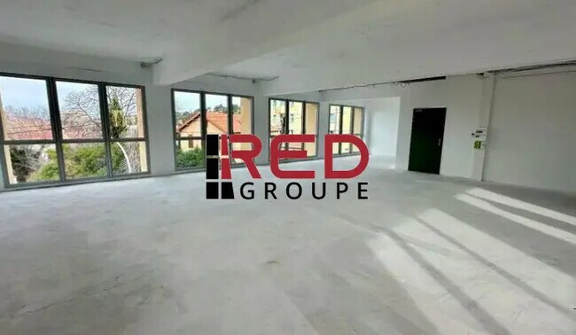 Plus de détails pour Rue Pasteur, Aix-en-Provence - Bureau à louer