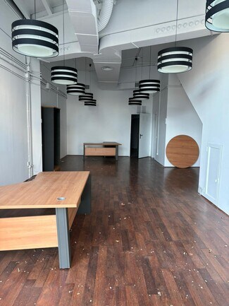 Plus de détails pour Bureau à vendre