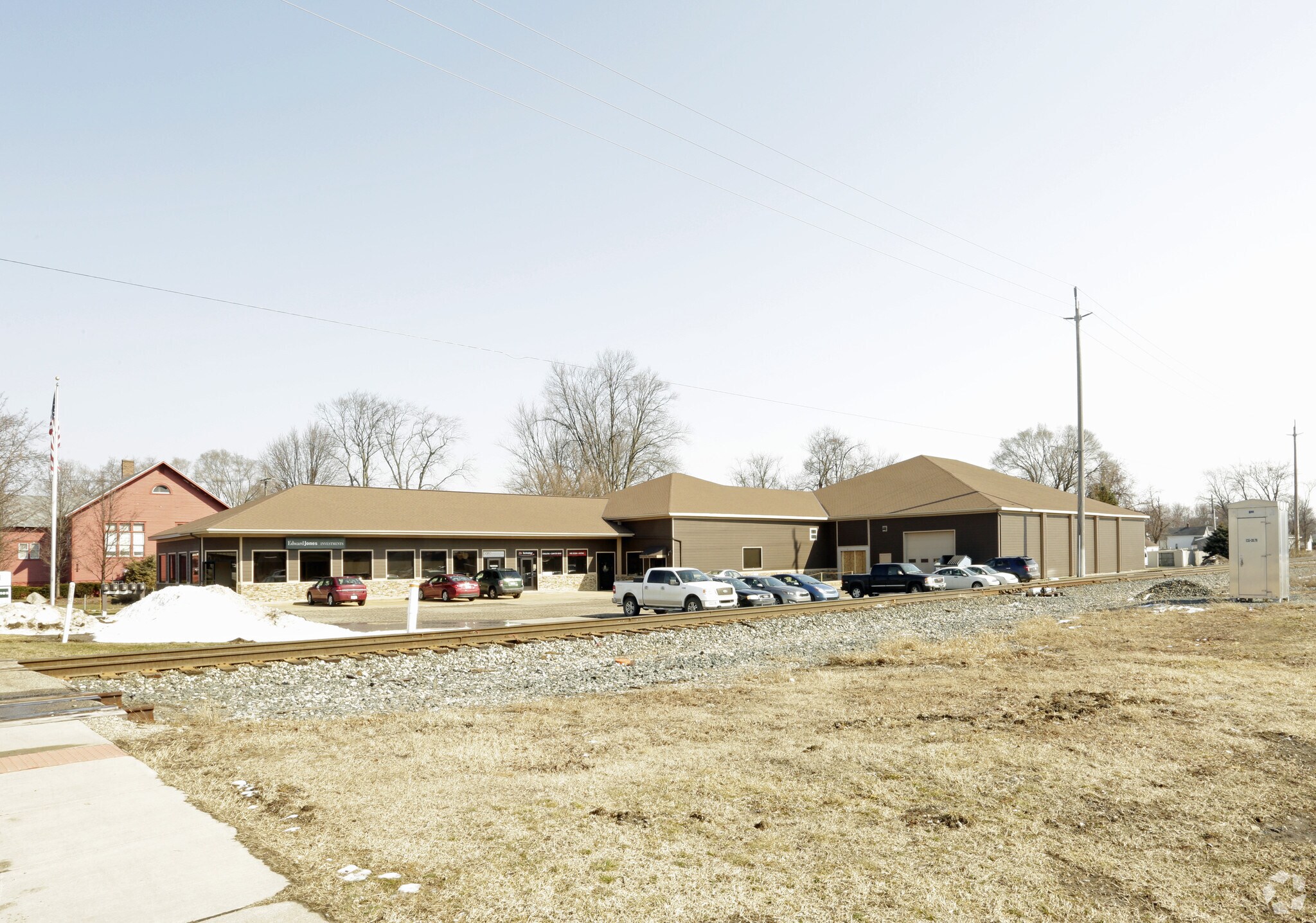 135 N State St, Zeeland, MI à louer Photo principale– Image 1 sur 6