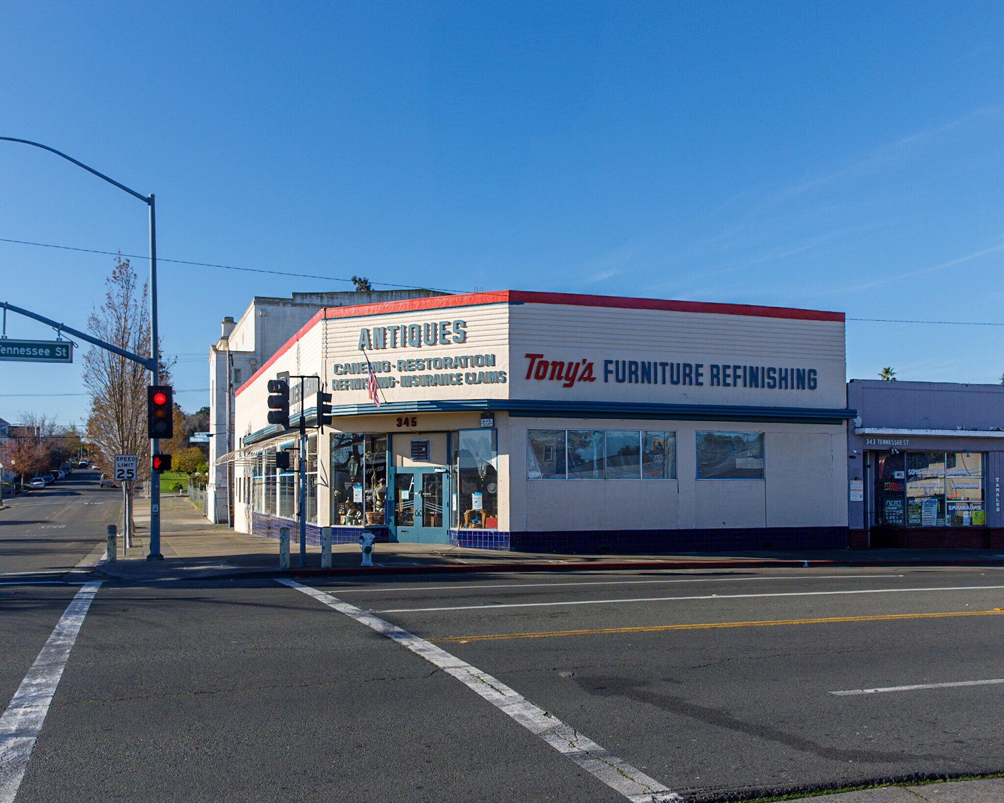 345 Tennessee St, Vallejo, CA à vendre Photo de l’immeuble– Image 1 sur 20