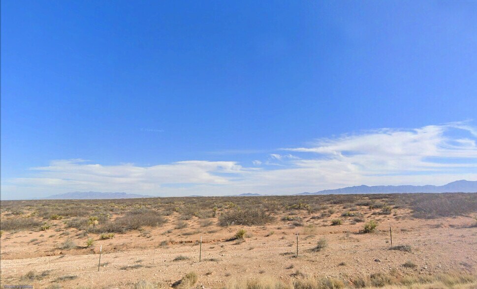 7001 Pete V Domenici Highway, Santa Teresa, NM à vendre - Photo de l’immeuble – Image 3 sur 4