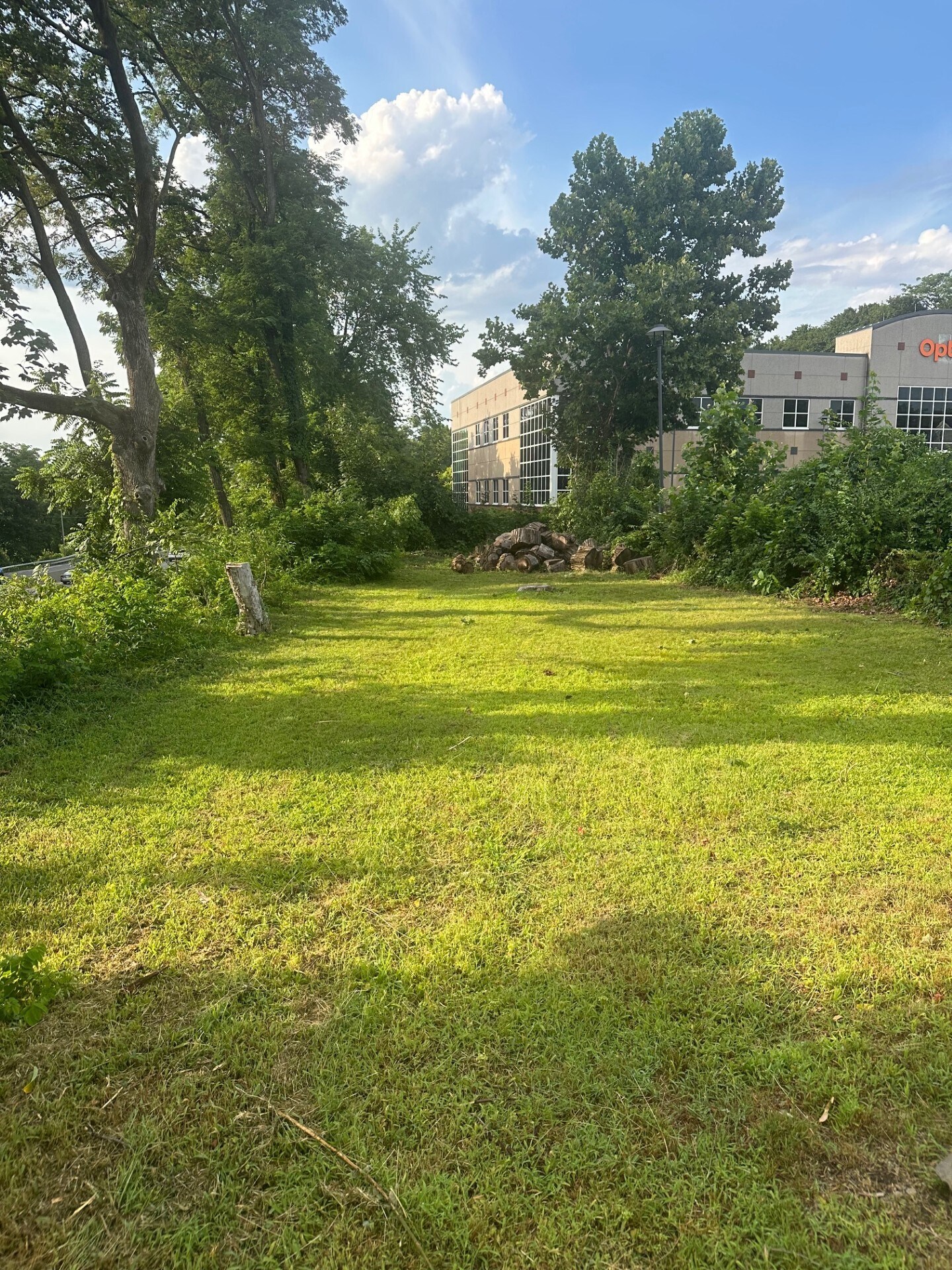 20 Columbia St, Poughkeepsie, NY à vendre Photo de l’immeuble– Image 1 sur 5