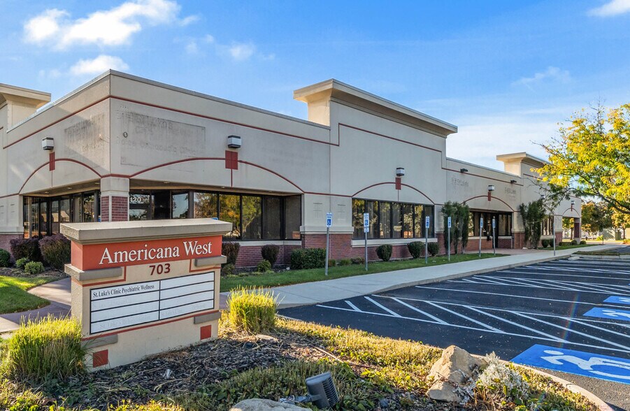 703 S Americana Blvd, Boise, ID à vendre - Photo de l’immeuble – Image 2 sur 9