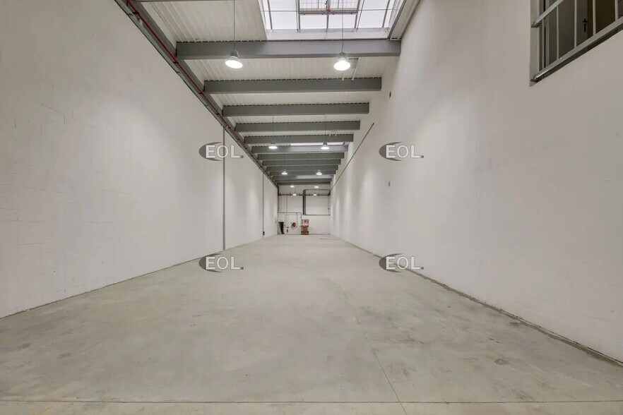 Local d’activités dans Tremblay-en-France à louer - Photo intérieure – Image 2 sur 4