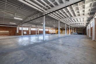 1919 Peralta St, Oakland, CA à louer Photo intérieure– Image 2 sur 4