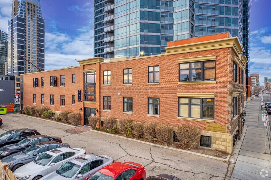 229 11th Ave SE, Calgary, AB à louer - Photo principale – Image 1 sur 4
