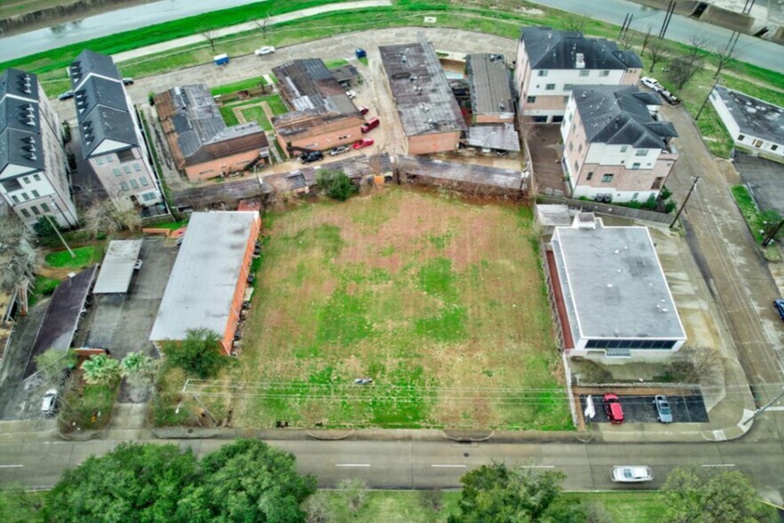 3839 N Braeswood Blvd, Houston, TX à vendre - Photo de l’immeuble – Image 1 sur 2
