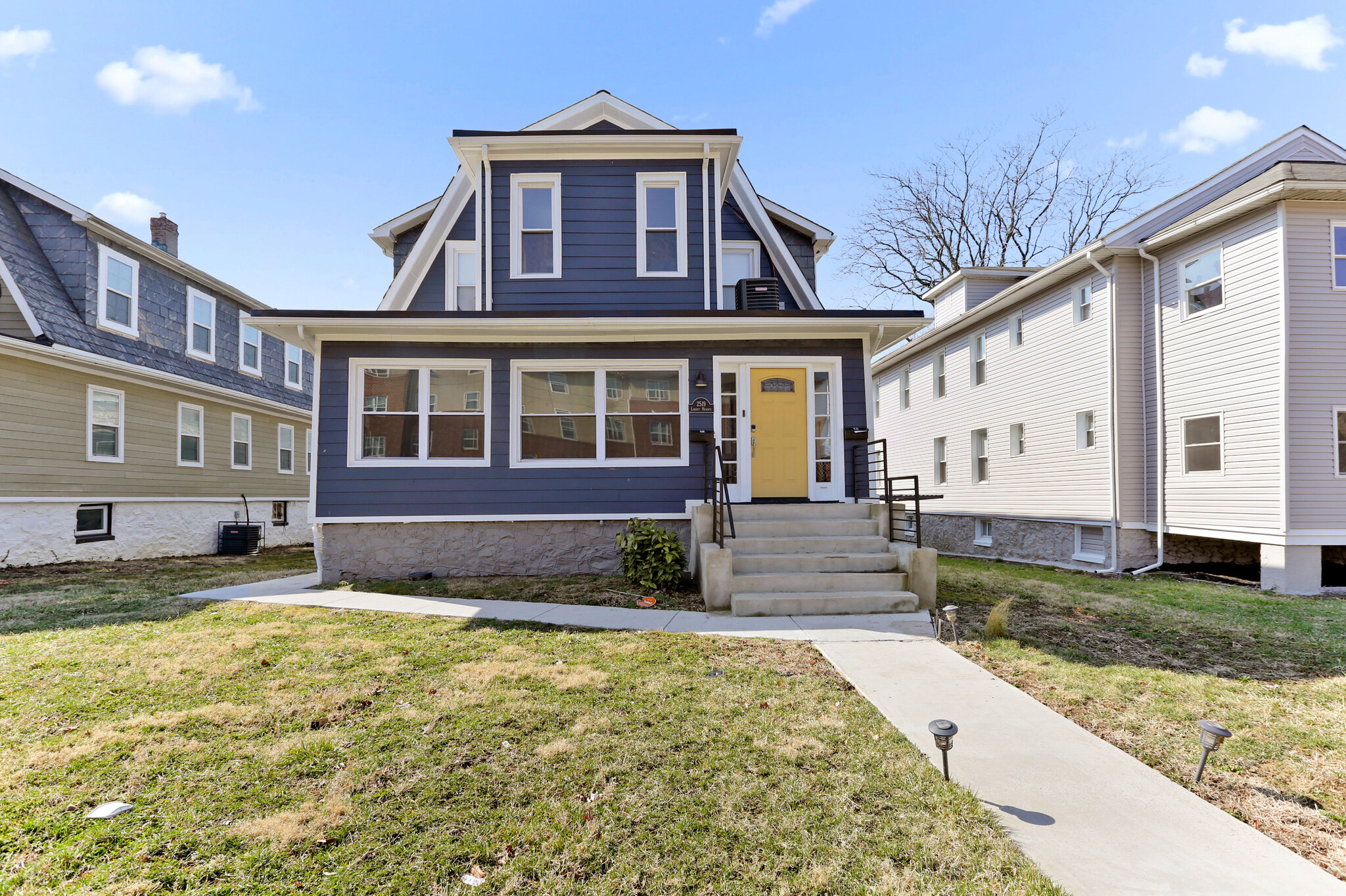 2519 Liberty Heights Ave, Baltimore, MD à vendre Photo principale– Image 1 sur 95