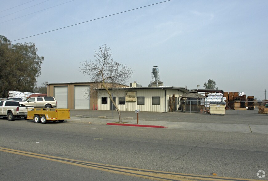3040 N Nielsen Ave, Fresno, CA à louer - Photo de l’immeuble – Image 3 sur 3
