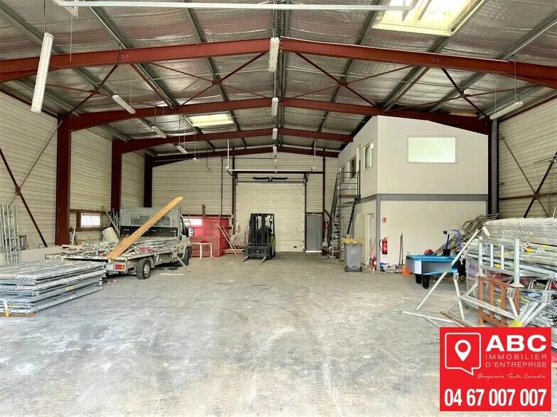 Local d’activités dans Béziers à louer - Photo de l’immeuble – Image 1 sur 2