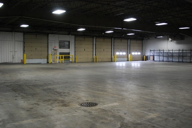 3302 Kent St, Flint, MI à louer - Photo intérieure – Image 3 sur 30