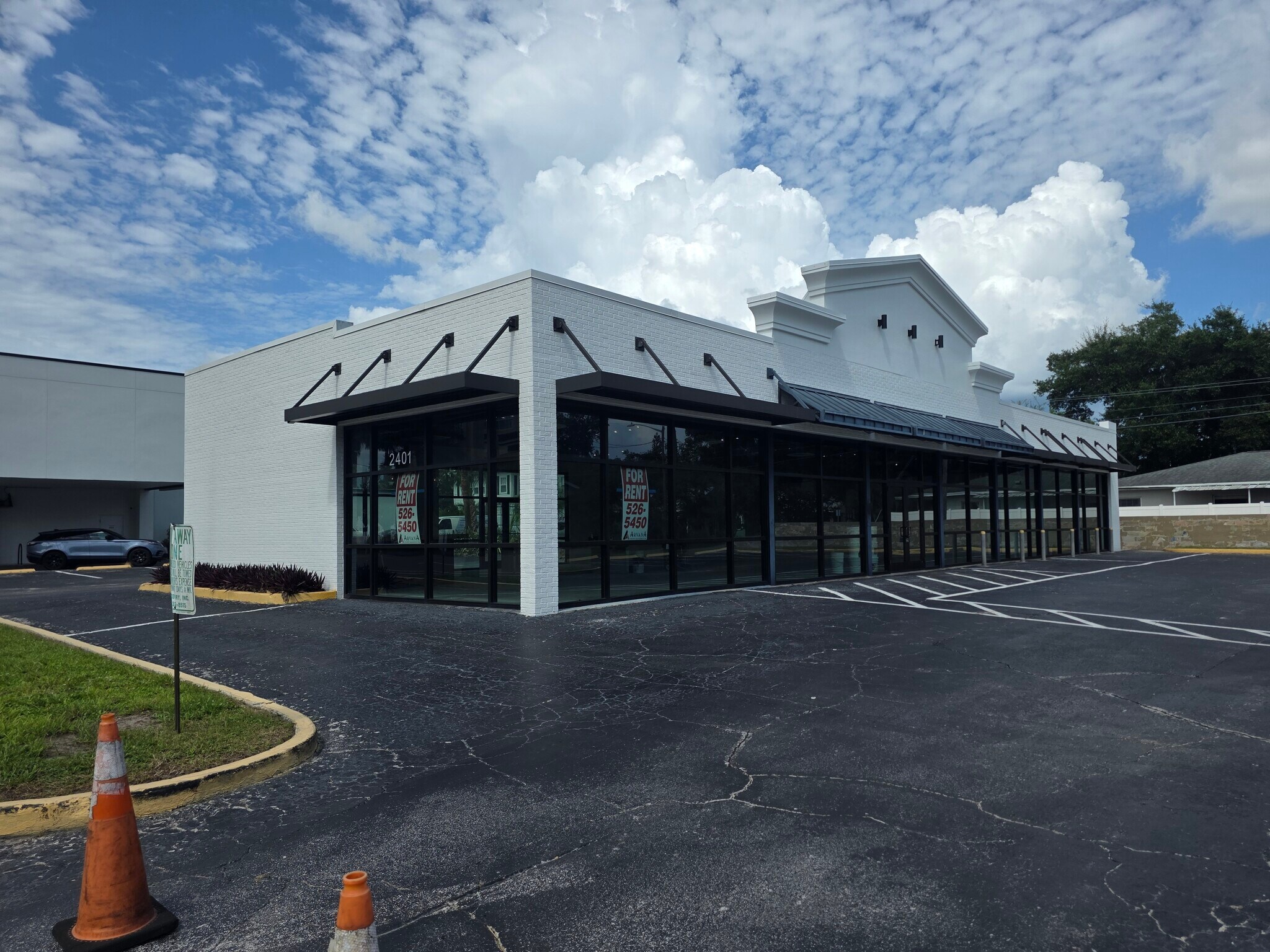 2401 Dr Martin Luther King Jr St N, Saint Petersburg, FL à louer Photo de l’immeuble– Image 1 sur 7