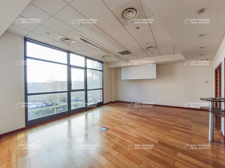 Services hôteliers dans Rennes à vendre - Photo intérieure – Image 3 sur 8